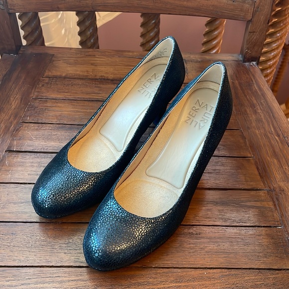 Naturalizer “Michelle”  Shimmer Heel - Picture 1 of 5